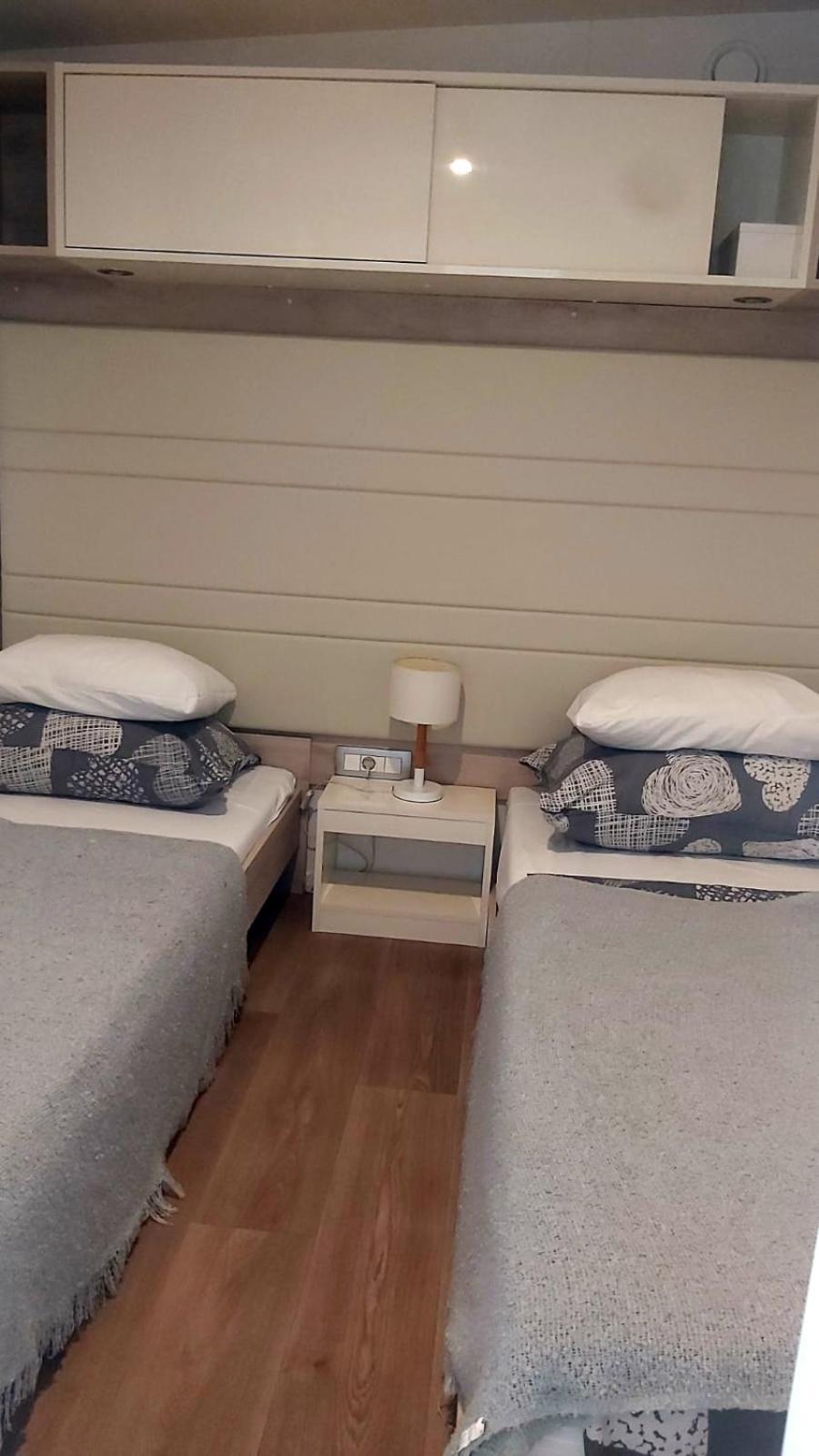 Mobile Home Apartment Camp كلينوفيتسا المظهر الخارجي الصورة