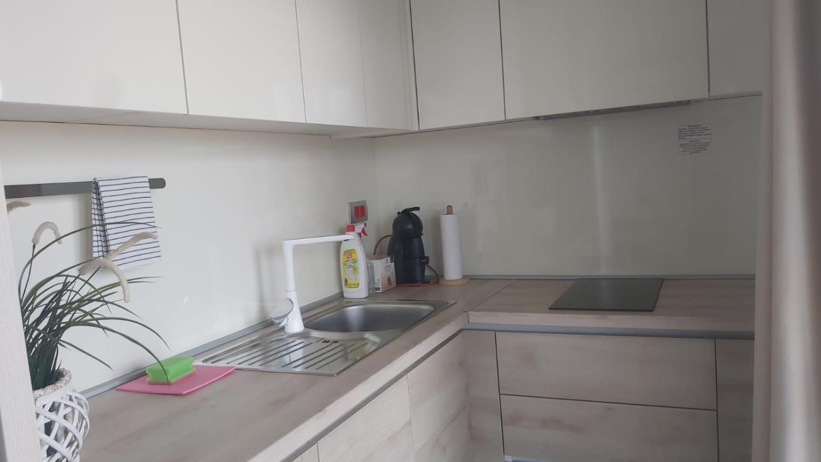 Mobile Home Apartment Camp كلينوفيتسا المظهر الخارجي الصورة